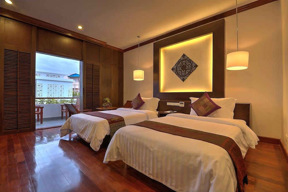 เดอะ มูน เรสซิเดนซ์ แอนด์ สปา Hotel เสียมราฐ ภายนอก รูปภาพ