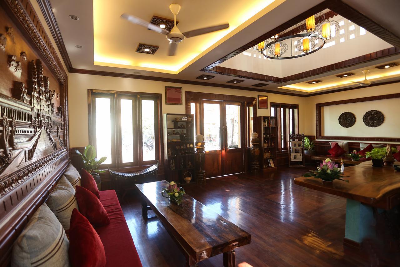 เดอะ มูน เรสซิเดนซ์ แอนด์ สปา Hotel เสียมราฐ ภายนอก รูปภาพ